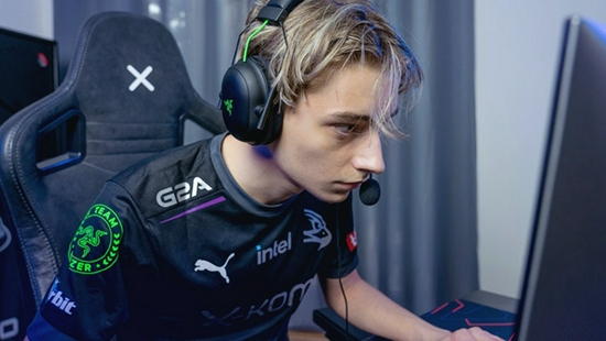 参与问卷调查赢取丰厚奖励的机会